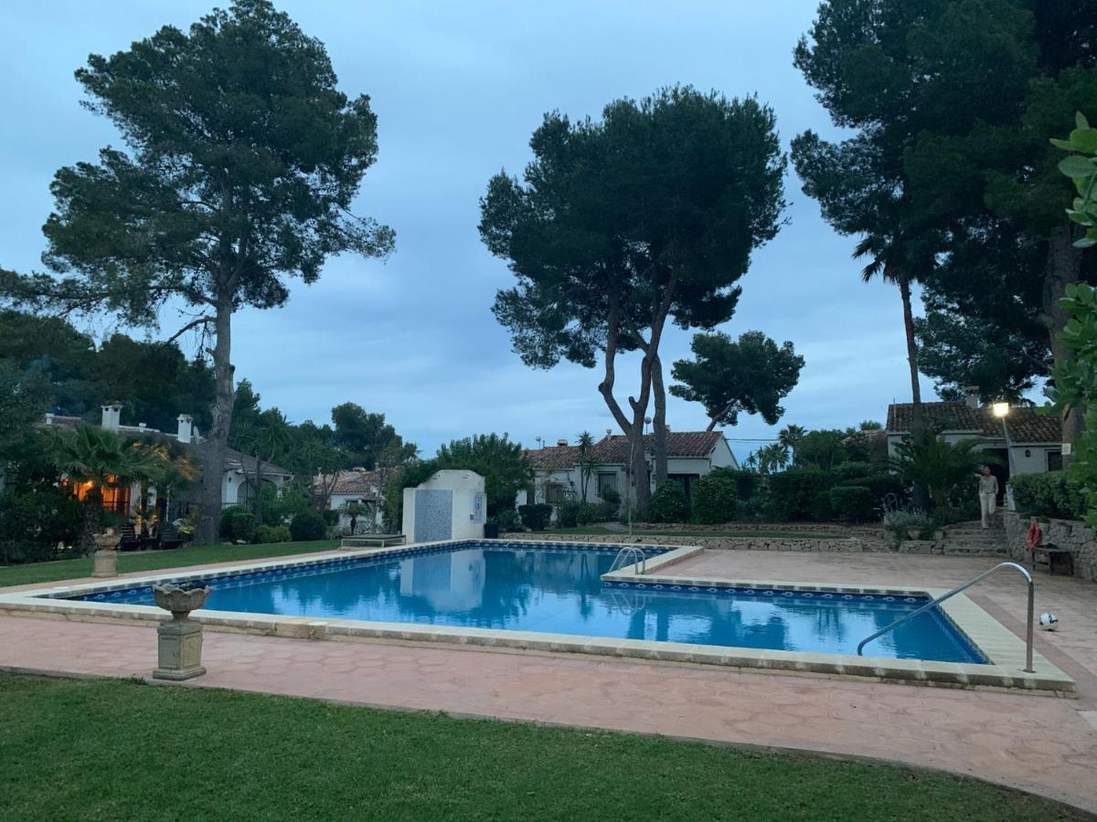 Bungalow Marquerite Moraira, 5 Minutes From Beach Teulada Exteriör bild